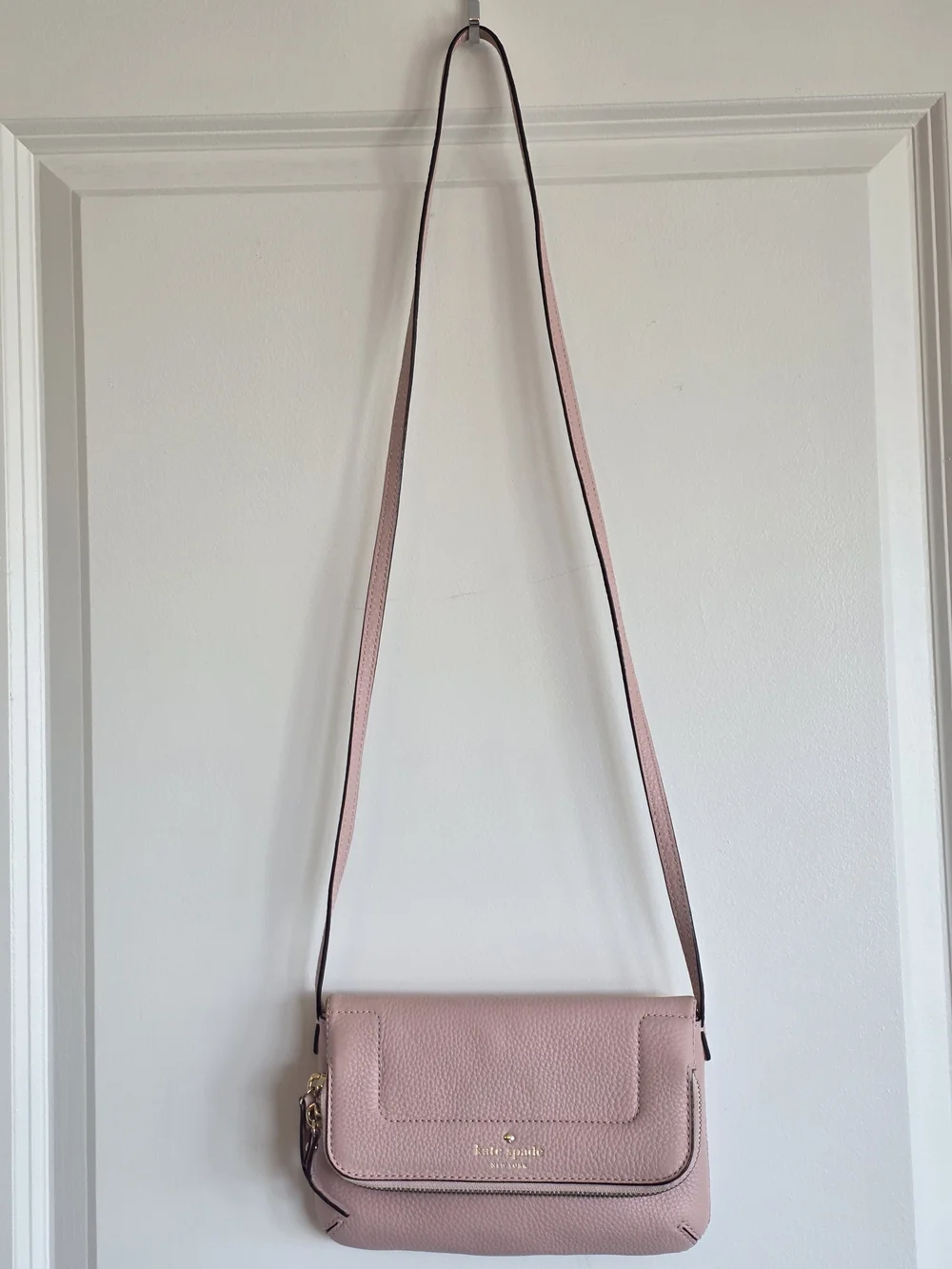 Kate Spade Pebbled Leather Crossbody Bag in Light Pink